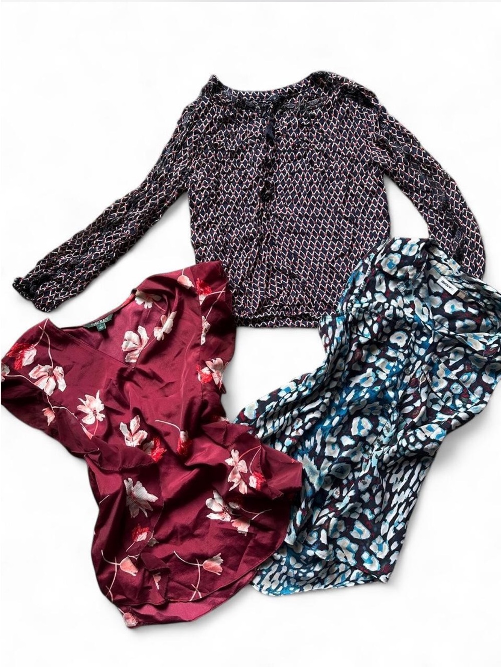 Women’s blue navy and red fall top bundle size medium